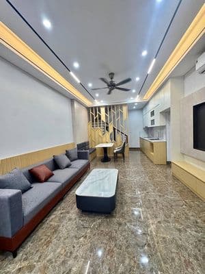 Nhà Độc lập Mới Tinh ở Việt Hưng - Long Biên, Hơn 8 tỷ
