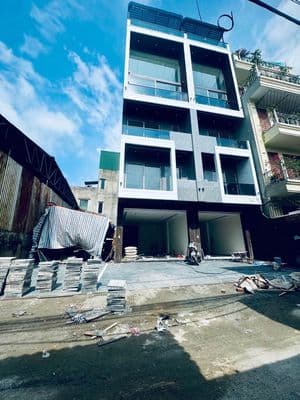 Bán nhà 6 tầng thang máy mặt đường 13m kinh doanh Long Biên
