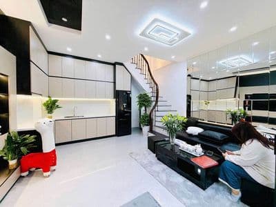 Bán nhà 120m2 gần Ngã tư Đại La - Minh Khai, 6.x tỷ