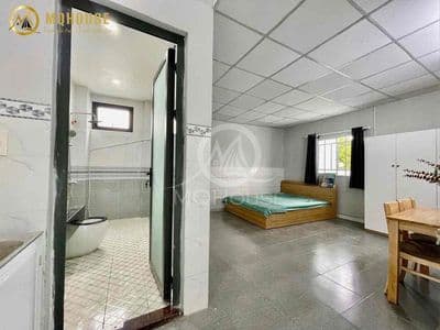 Cho Thuê Căn Hộ Dịch Vụ Full Nội Thất Cao Cấp Đi Bộ Qua Đầm Sen