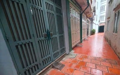 Nhà bán Thượng Thanh, 46m2, hơn 8 tỷ, ngõ thoáng