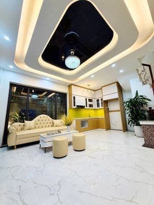 Nhà đẹp HBT - Cạnh chợ Mơ, 4 tầng, 3 ngủ, 5 tỷ