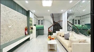 Nhà 5 tầng đẹp Tân Mai, gần ô tô, giá 6.5 tỷ