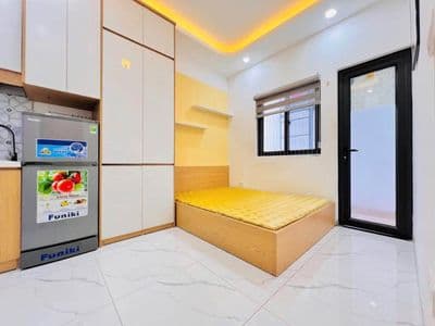 Cho thuê nhà 4tr7 Đường Láng, full đồ, nuôi pet