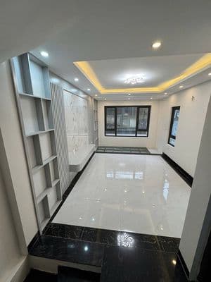 Cho thuê nhà 5 tầng ngõ 373 Ngọc Hồi, Thanh Trì