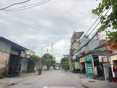 Bán nhà mặt đường Nguyễn Tiềm, 102.3m2, hướng Bắc