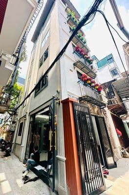 Nhà đẹp 120m2 Minh Khai, 14 tỷ, full nội thất, sát ô tô