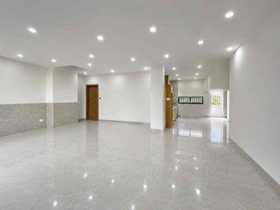 Tôi chính chủ cần cho thuê mặt bằng 37 Nguyễn Đình Hoàn
