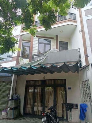 nhà đường 5m5 hoàng thị loan