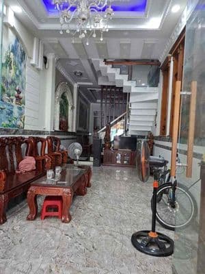 Cho thuê nhà Mặt tiền Hiệp thành 13 q12 3lầu mới keng 400m 5pN 6wv 11t