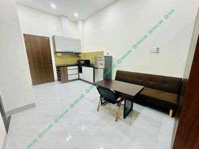 Studio tách bếp rộng rãi khu vực sơn trà