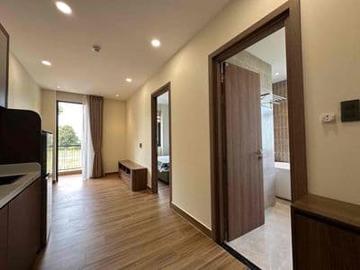 Cho thuê căn 1 phòng ngủ ban công-full nội thất-ở lake view-ở ngay đc