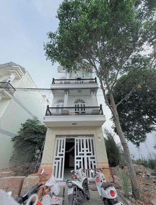 C.g - cho thuê nhà trệt 2 lầu mới đẹp đường d6 kdc hồng loan