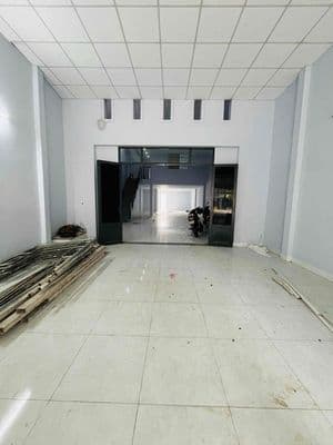 Cho Thuê Nhà Mặt Tiền Gần Ngã 5 Chợ Đầu Mối Hóc Môn