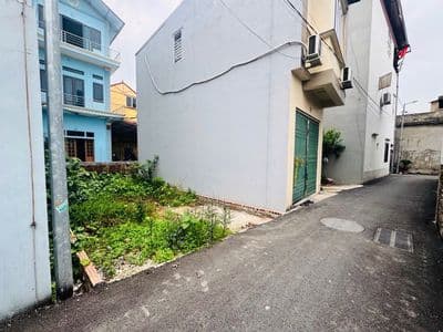 Đất 34m2 Nhỏ Xinh Cổ Loa, ô tô 5 chỗ, Cách Các Cầu lớn không Xa