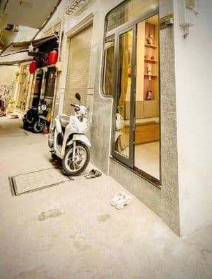 Nhỉnh 2 tỷ – nhà 2 tầng mới đẹp – ở ngay – bình thạnh