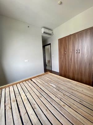 Cần cho thuê căn hộ 2pn-2wc căn góc