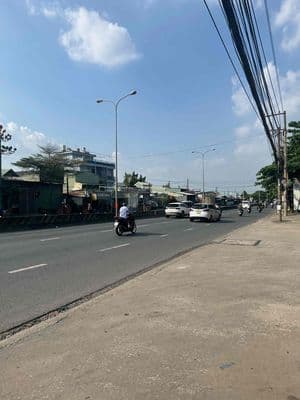 Cho thuê nhà mặt tiền kinh doanh quốc lộ 1k Dĩ an Bình Dương tphcm mới