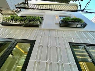 Bán nhà hẽm huỳnh tấn phát quận 7.