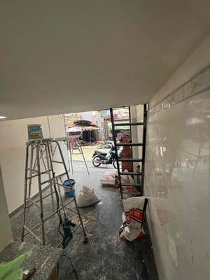 cho thuê mặt bằng mới xây dựng xong ngay chợ căn cứ phù buôn bán lh