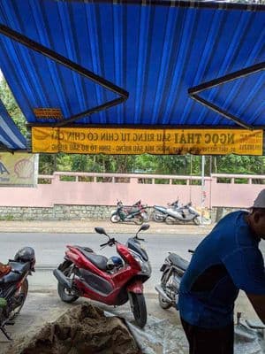 Cho thuê nhà mặt phố gần bách hoá xanh