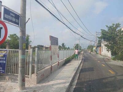 Chính chủ cần bán gấp đất ngay quy đức ql50