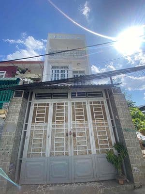 Cho Thuê Nhà 1T2L 4pn3WC hẻm OTO có sâm để xe máy
