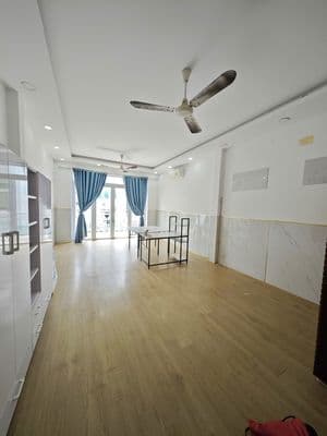 Nhà mới sạch sẽ Hẻm Xe Hơi Hậu Giang 4x16m 4 tầng 4PN THÔNG BÌNH PHÚ