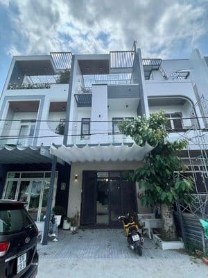 C.g - cho thuê nhà trệt 2 lầu đường d4 kdc hồng loan 6a