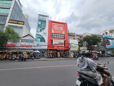 MT Lê Thành Tôn ngay Chợ Bến Thành Ngang 8mx20 nở hậu 3 Tầng 800m2
