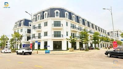 Nhà Phố mặt tiền Trường và Chợ TP Huế chỉ vs 2tỷ4 dòng 40tr/th