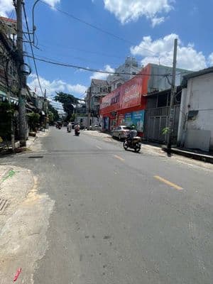 Mbkd 300m2 - ngang 10m , ngay giáp đầm sen, kinh doanh đỉnh