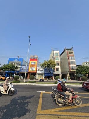 Bán đất 170m2 mặt tiền đường nguyễn hữu thọ-lh o796.6̲4̲6̲.6͙3͙6