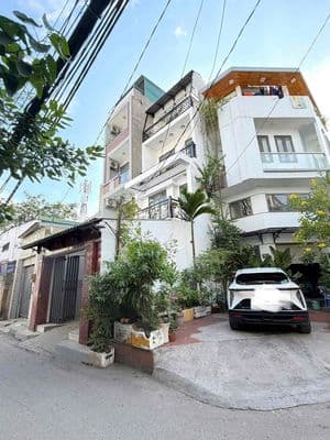 Nhà rộng mới 4,5*18m 2lầu st 4pn 4wc hxh phạm văn chiêu