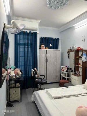 nhà 2 PHÒNG NGủ 4x8 vườn chuối. hẻm rộng