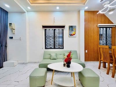 Chiều sâu 12m-hẻm 6m-sổ đẹp nở hậu-3tầng-3pn,3wc-giá 3.6 tỷ(tl)