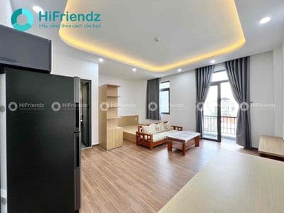 Chdv ban công full nội thất 40m2 ngay đại học văn lang