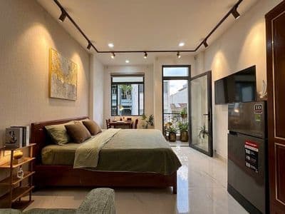 Studio ban công- thang máy- ngay cv gia định- sân bay tsn