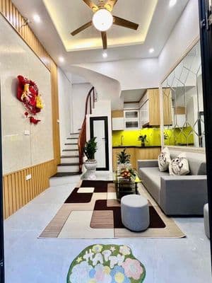 Bán nhà Tôn Đức Thắng Đống Đa 25m2 6 tầng 3PN gần ô tô giá 5.2 tỷ