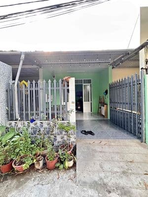Nhà Mới Xây Đẹp kinh doanh mua bán hoặc gia đình nhỏ