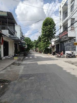 Mặt tiền đường 12m, Gần Tân Hương 4x 19m trệt 3 lầu ST 5 PN