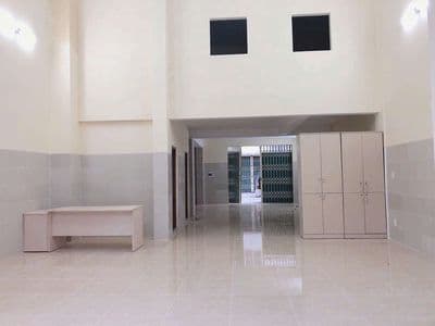 Nhà TP mới Bình Dương 6 PN full nội y