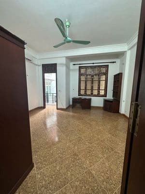 Cho thuê nhà bùi xương trạch, tx. 42m2, 4t, ưu hộ gđ vào ở ngay. 13 tr