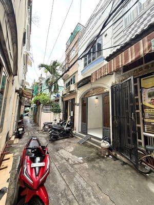 Nhà nhỏ trần hưng đạo khu dân cư hiện hữu đang chờ sổ