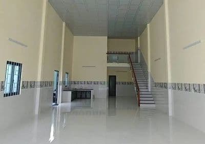 Cho thuê nhà 5x23m + gác lửng y hình, đ phạm đăng giảng