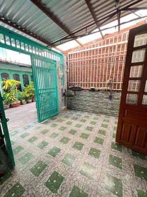 Bán nhà full thổ cư 95m² – 3pn – ngang 5m – ô tô nhỏ vào nhà – chỉ 3.8