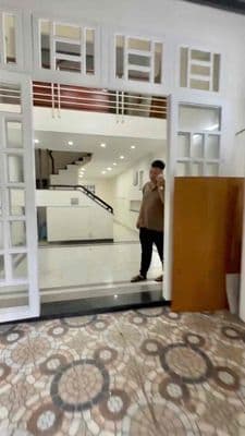 Nhà Thuê Hẻm Xe Tải Lớn - An Ninh - Dân Trí