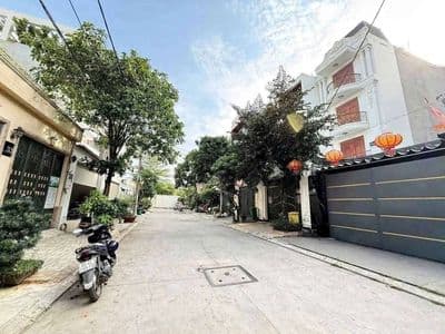 Nhà Phố 5m x 26m. Đúc 2 Lầu Hẻm nhựa 12m Khu VIP Trần Thị Do ( HT19)