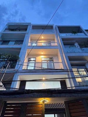 Cho Thuê 1/ HXH 4x18m 2Lầu Quang Trung P10 Sẵn Máy Lạnh 15tr