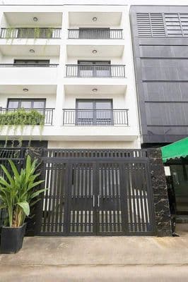 CỰC PHẨM PHÚ NHUẬN- 68A Huỳnh Văn Bánh, 5x20, Hầm , TM, PCCC đầy đủ